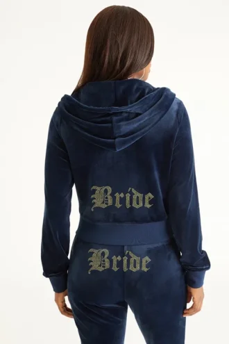 Bluza z kapturem z weluru z dużymi kryształkami Big Bling, którą można spersonalizować Bluza z kapturem z weluru z dużymi kryształkami Big Bling, którą można spersonalizować