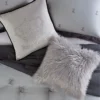 Poduszka z gotycką koroną z kryształkami Poduszka z gotycką koroną z kryształkami