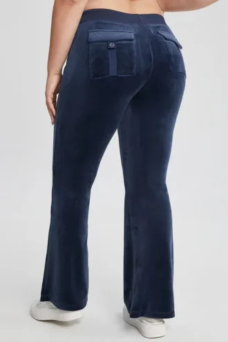 Spodnie welurowe z kieszeniami na zatrzaski w rozmiarze plus size na 30. urodziny