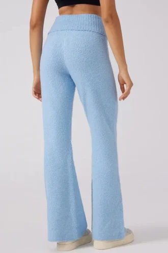 Spodnie z szerokimi nogawkami i podwiniętym dołem z dzianiny Angel Couture Spodnie z szerokimi nogawkami i podwiniętym dołem z dzianiny Angel Couture