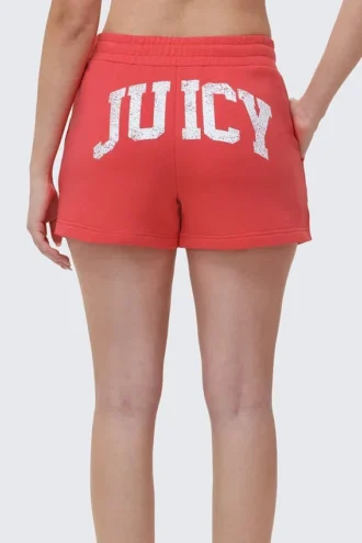 Szorty typu booty w stylu college’u