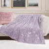 Wytłoczony pluszowy koc w rozmiarze oversize Wytłoczony pluszowy koc w rozmiarze oversize