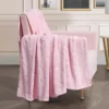 Wytłoczony pluszowy koc w rozmiarze oversize Wytłoczony pluszowy koc w rozmiarze oversize