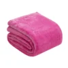 Wytłoczony pluszowy koc w rozmiarze oversize Wytłoczony pluszowy koc w rozmiarze oversize